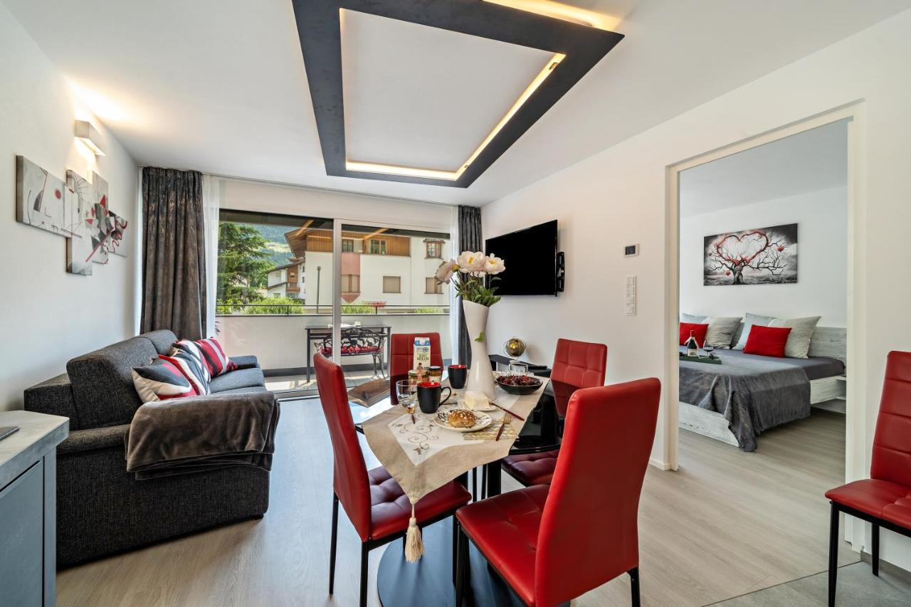 Apartment Il Cuore Rosso Naturns Zewnętrze zdjęcie
