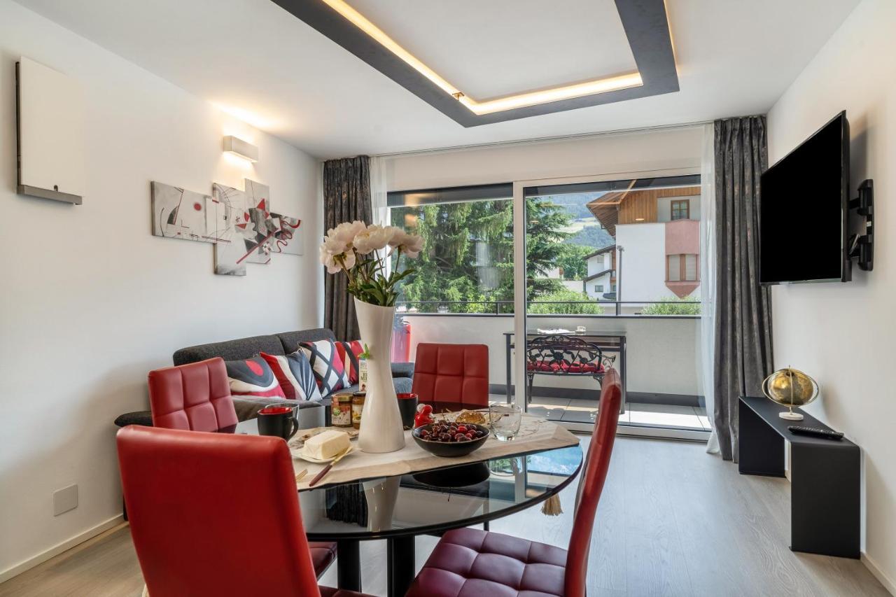 Apartment Il Cuore Rosso Naturns Zewnętrze zdjęcie
